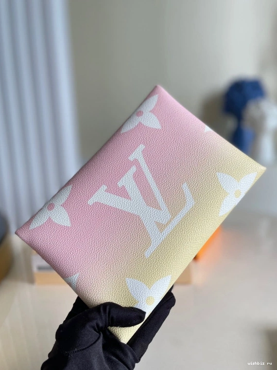WIS KIRIGAMI LOUIS VUITTON POCHETTE 0723